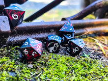 Load image into Gallery viewer, Vampire - Red/Black Aluminium - Polyhedral Dice Set (7) - Level Up Dice
